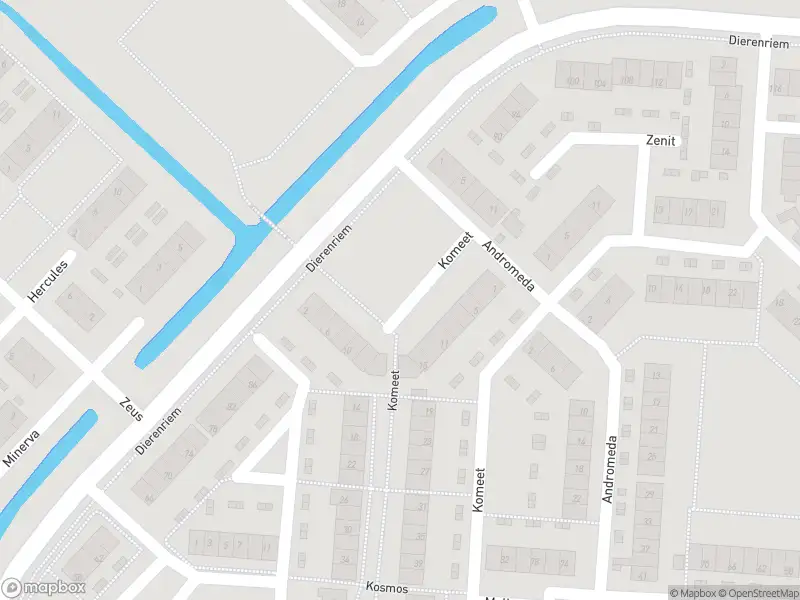 Ambulance met grote spoed naar de Komeet in Hellevoetsluis