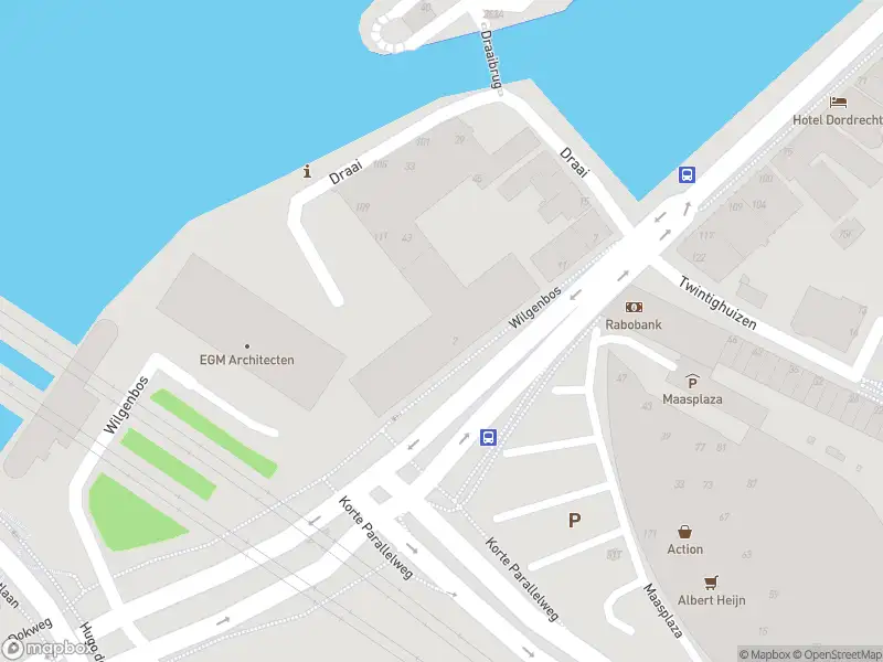 Ambulance met grote spoed naar de Wilgenbos in Dordrecht