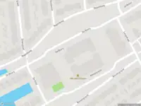 Ambulance met gepaste spoed naar de Binnengracht in Rhoon