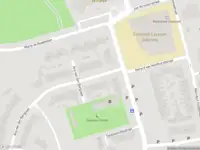 Brandweer met gepaste spoed naar de Ans van den Berglaan in Enschede