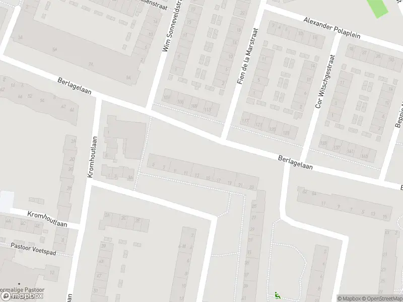 Ambulance met gepaste spoed naar de Van Loghemstraat in Haarlem