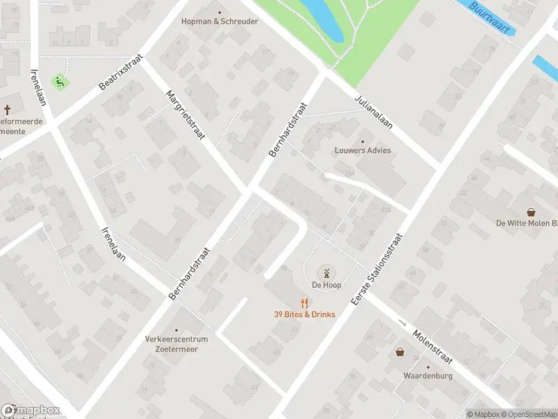 Ambulance met grote spoed naar de Constantijnstraat in Zoetermeer