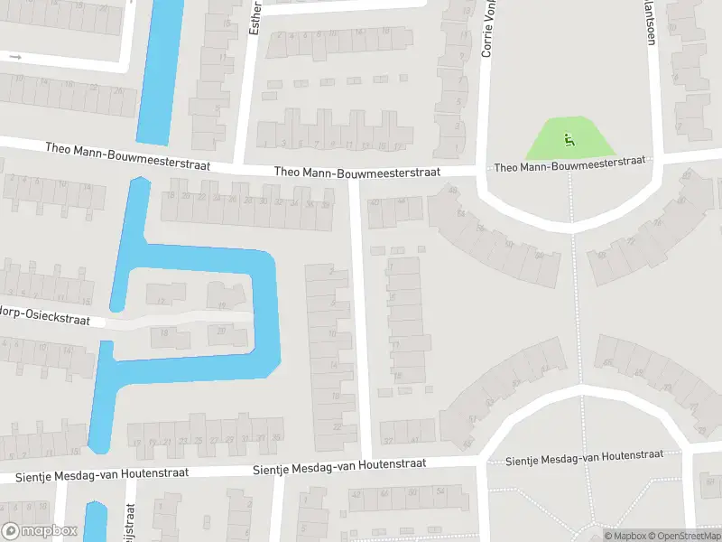 Ambulance met grote spoed naar de Suze Robertsonstraat in Spijkenisse