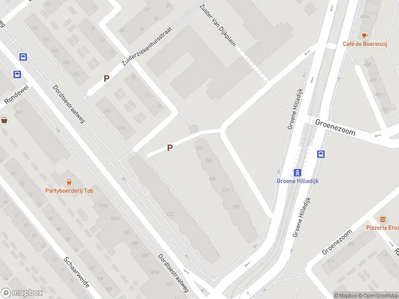 Ambulance met grote spoed naar de Groene Hilledijk in Rotterdam