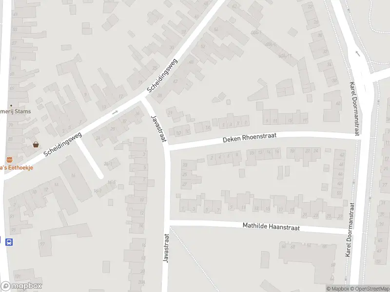 Ambulance met gepaste spoed naar de Deken Rhoenstraat in Roermond