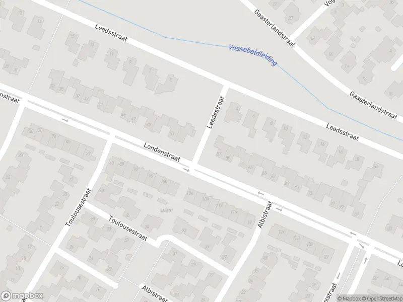 Brandweer met grote spoed naar de Londenstraat in Hengelo vanwege reanimatie