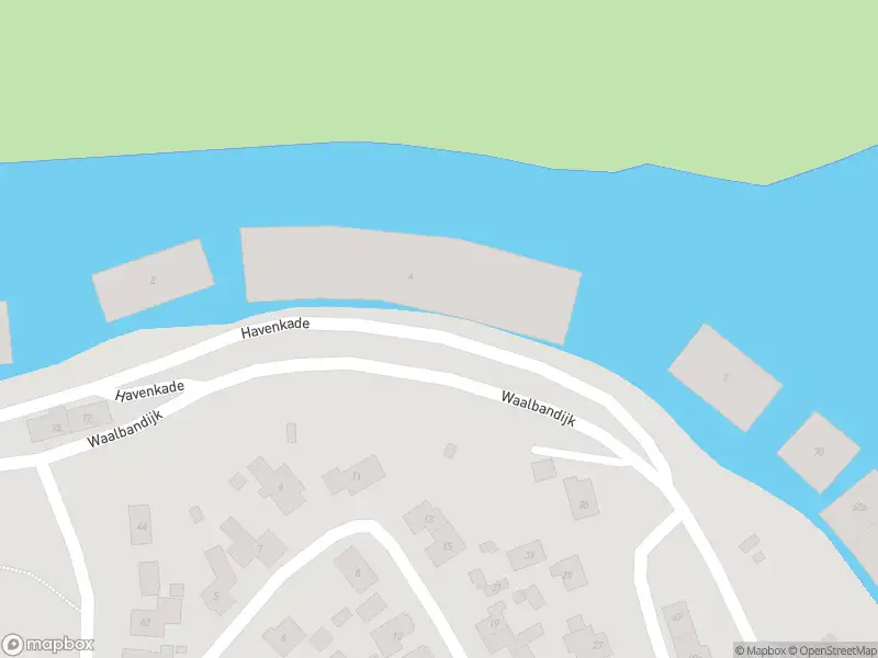 Brandweer met gepaste spoed naar de Havenkade in Beneden-Leeuwen