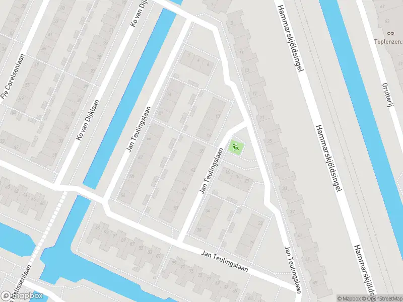 Traumahelikopter met grote spoed naar de Jan Teulingslaan in Amstelveen