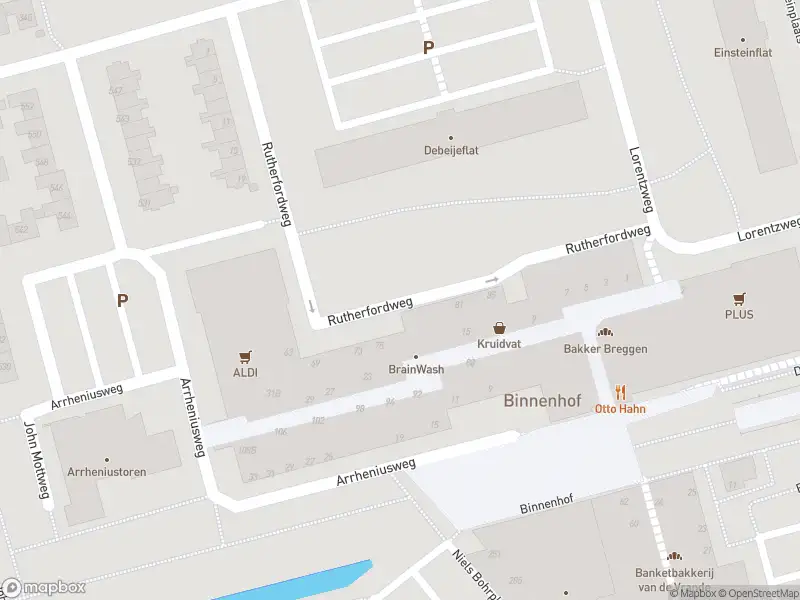 Ambulance met grote spoed naar de Rutherfordweg in Rotterdam