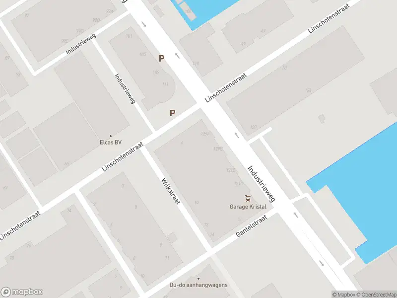 Ambulance met gepaste spoed naar de Industrieweg in Rotterdam