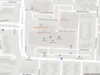 Politie naar de Winkelcentrum Coevering in Geldrop vanwege ongeval met letsel