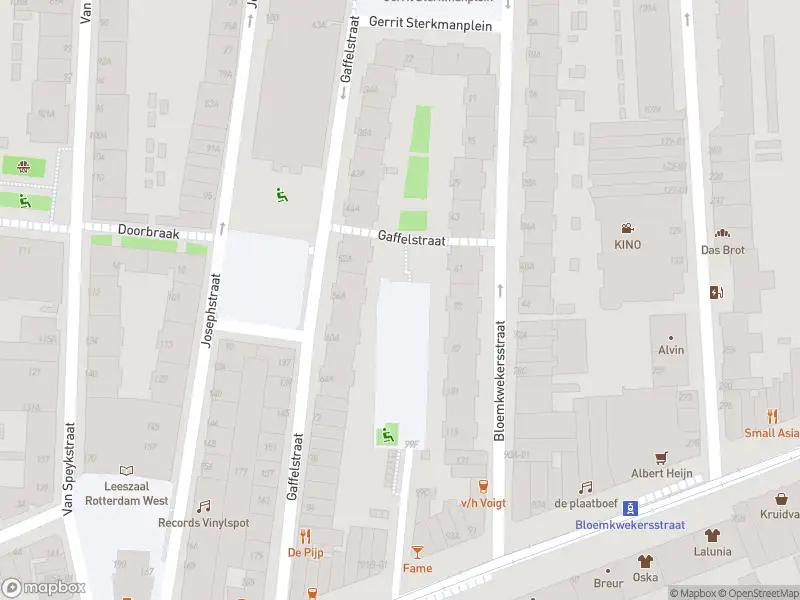 Brandweer met grote spoed naar de Van Speykstraat in Rotterdam vanwege voertuigbrand