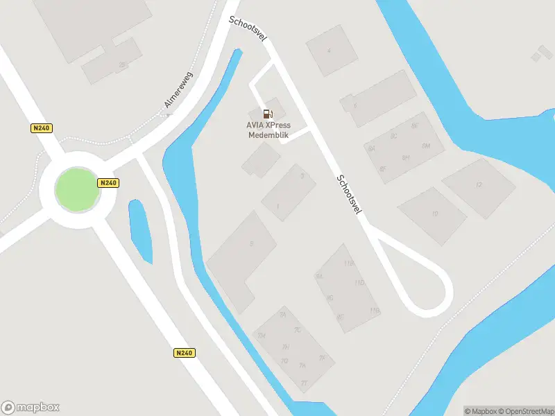 Brandweer met grote spoed naar de Schootsvel in Medemblik vanwege voertuigbrand