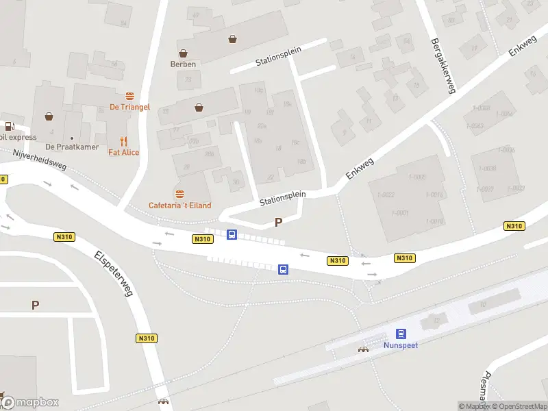 Brandweer met gepaste spoed naar de Stationsplein in Nunspeet vanwege waarnemen gaslucht