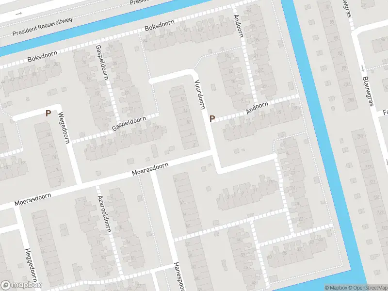 Ambulance met grote spoed naar de Vuurdoorn in Rotterdam