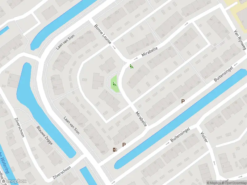 Ambulance met grote spoed naar de Mirabelle in Rijswijk