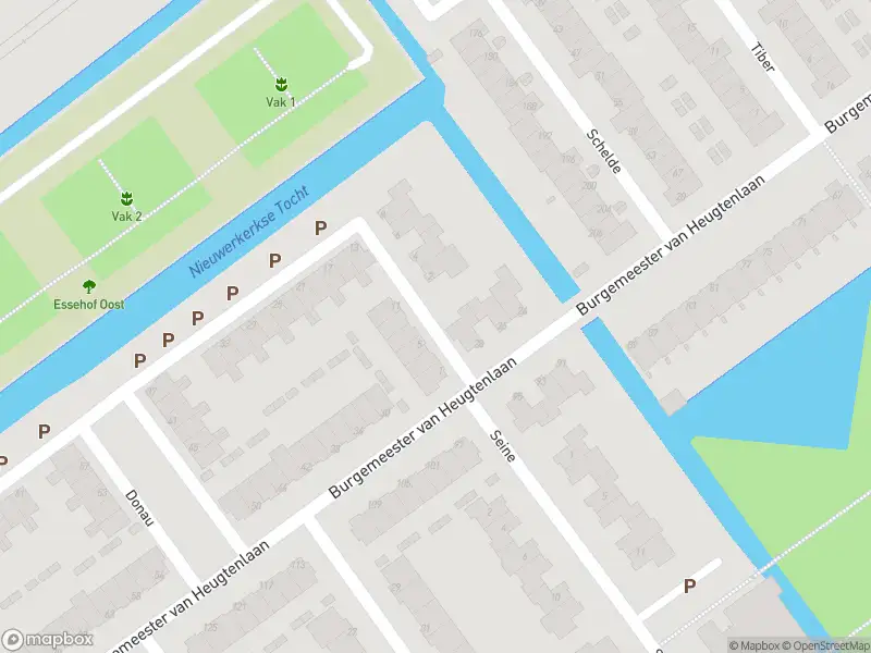 Ambulance met gepaste spoed naar de Donau in Nieuwerkerk aan den IJssel