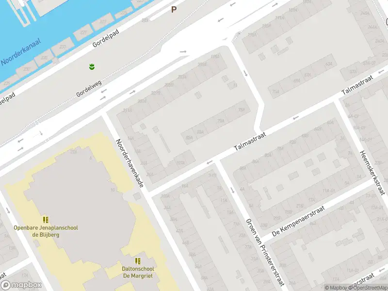 Ambulance met grote spoed naar de Talmastraat in Rotterdam