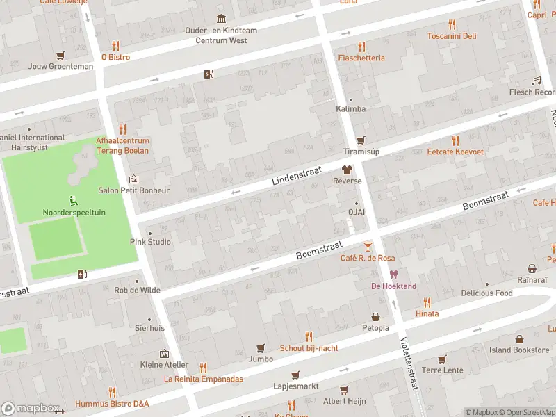 Ambulance met gepaste spoed naar de Boomstraat in Amsterdam