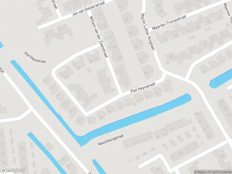 Ambulance met grote spoed naar de Willem van der Zaanstraat in Hellevoetsluis