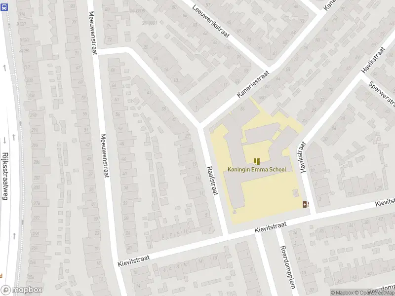 Ambulance met grote spoed naar de Kanariestraat in Haarlem