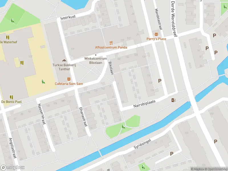 Ambulance met grote spoed naar de Kenyattastraat in Delft