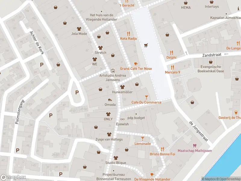 Brandweer met gepaste spoed naar de Oostelijk Bolwerk in Terneuzen vanwege een liftopsluiting