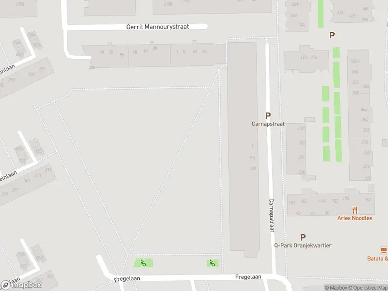 Ambulance met grote spoed naar de Carnapstraat in Amsterdam