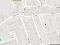 Ambulance met gepaste spoed naar de Dorpsstraat in Hekelingen