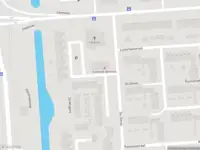 Ambulance met grote spoed naar de Esdoornstraat in Spijkenisse