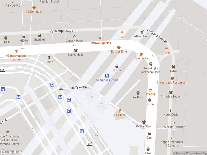 Brandweer met grote spoed naar de Aankomstpassage in Schiphol vanwege afgaan automatisch brandalarm