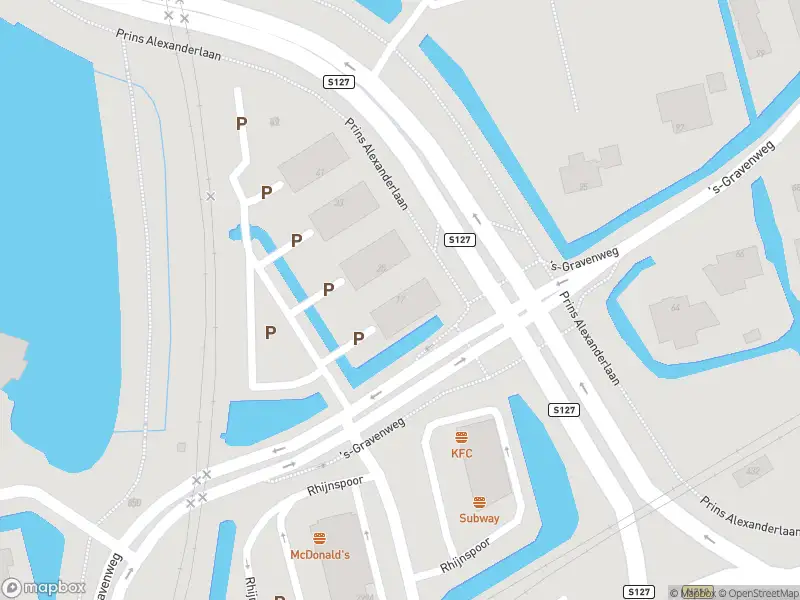 Ambulance met gepaste spoed naar de 's-Gravenweg in Capelle aan den IJssel