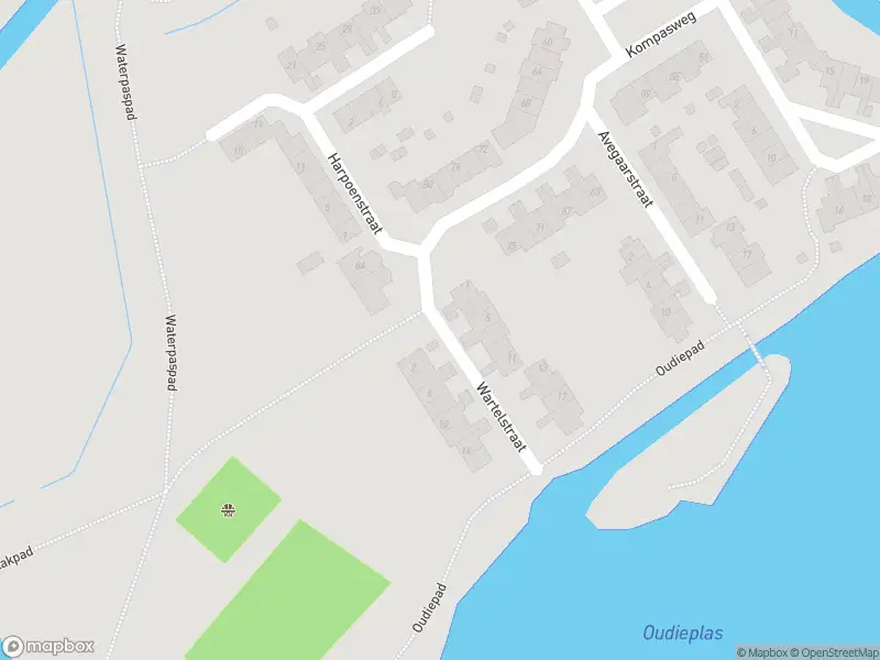 Ambulance met grote spoed naar de Wartelstraat in Alkmaar
