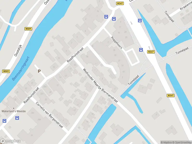 Ambulance naar de Wethouder Maartje Biermanstraat in Oosthuizen