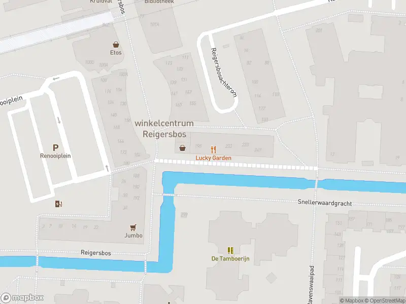 Ambulance met gepaste spoed naar de Snellerwaardgracht in Amsterdam