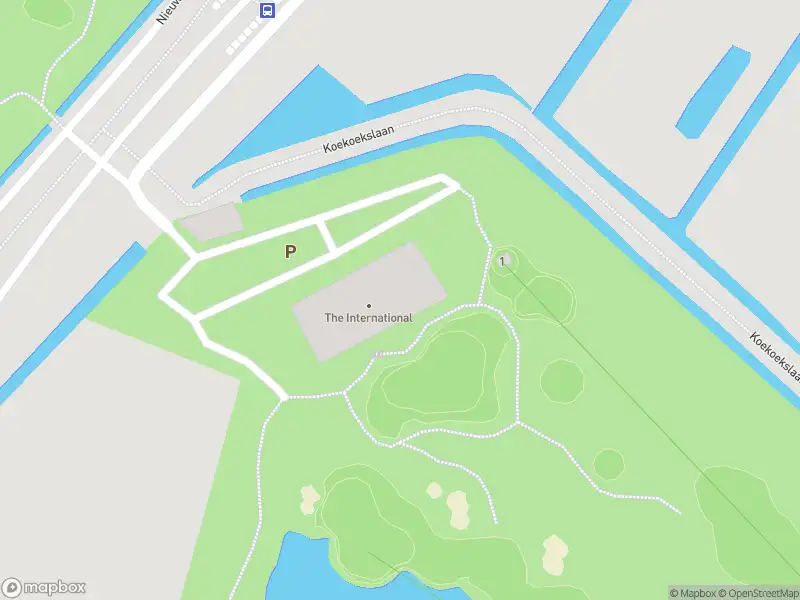 Ambulance met gepaste spoed naar de Oude Haagseweg in Badhoevedorp