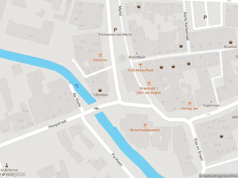 Politie naar de Markt in Veghel vanwege ongeval met letsel