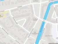 Brandweer met gepaste spoed naar de Karel Doormanstraat in Spijkenisse vanwege stankoverlast