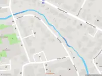 Brandweer en politie met grote spoed naar de Beeklaan in Roggel vanwege waarnemen gaslucht