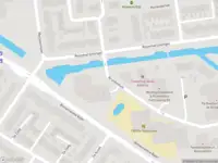 Ambulance met grote spoed naar de Kruidentuin in Barendrecht