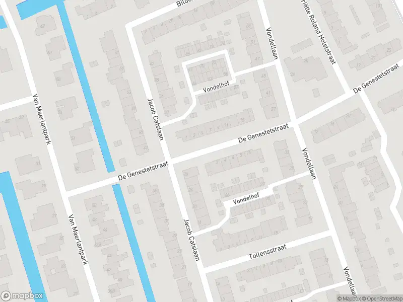 Ambulance met gepaste spoed naar de De Genestetstraat in Capelle aan den IJssel