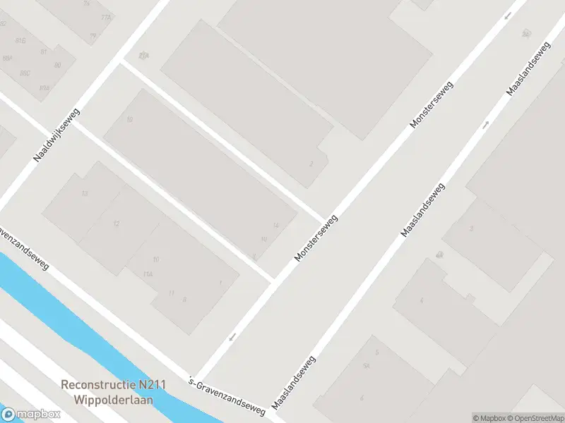 Ambulance met grote spoed naar de Monsterseweg in Wateringen