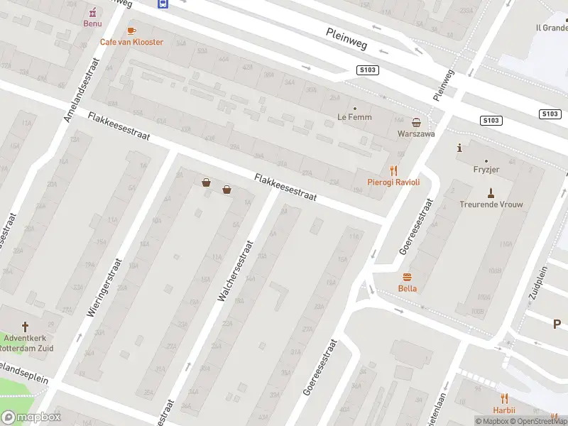 Ambulance met gepaste spoed naar de Walchersestraat in Rotterdam