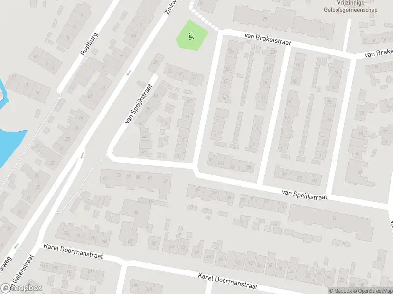 Ambulance met gepaste spoed naar de Evertsenstraat in Oud-Beijerland