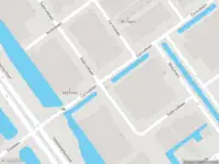 Ambulance met grote spoed naar de Dalkruidbaan in Capelle aan den IJssel