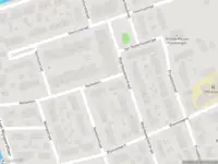 Ambulance met grote spoed naar de Torenlaan in Abcoude