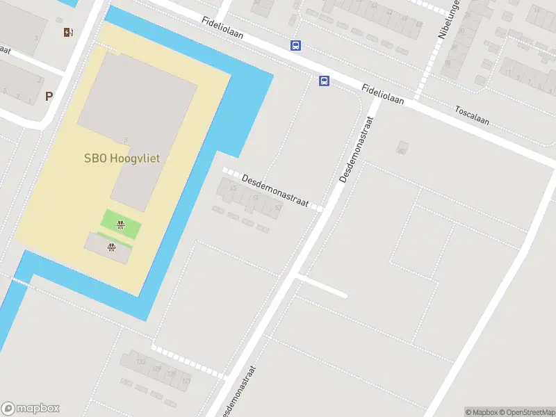 Ambulance met gepaste spoed naar de Desdemonastraat in Hoogvliet Rotterdam