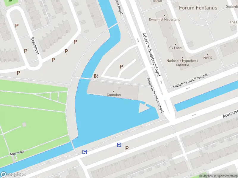 Ambulance met grote spoed naar de Albert Schweitzersingel in Zoetermeer