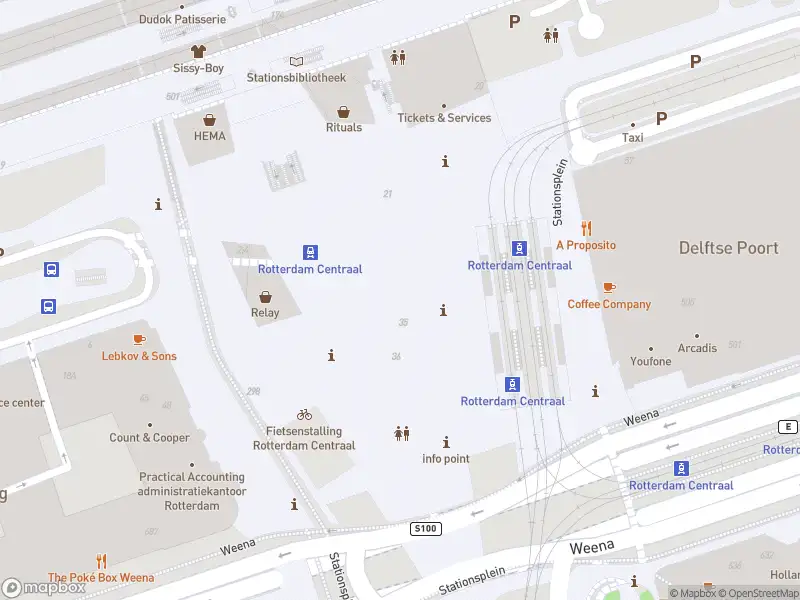 Ambulance met grote spoed naar de Stationsplein in Rotterdam