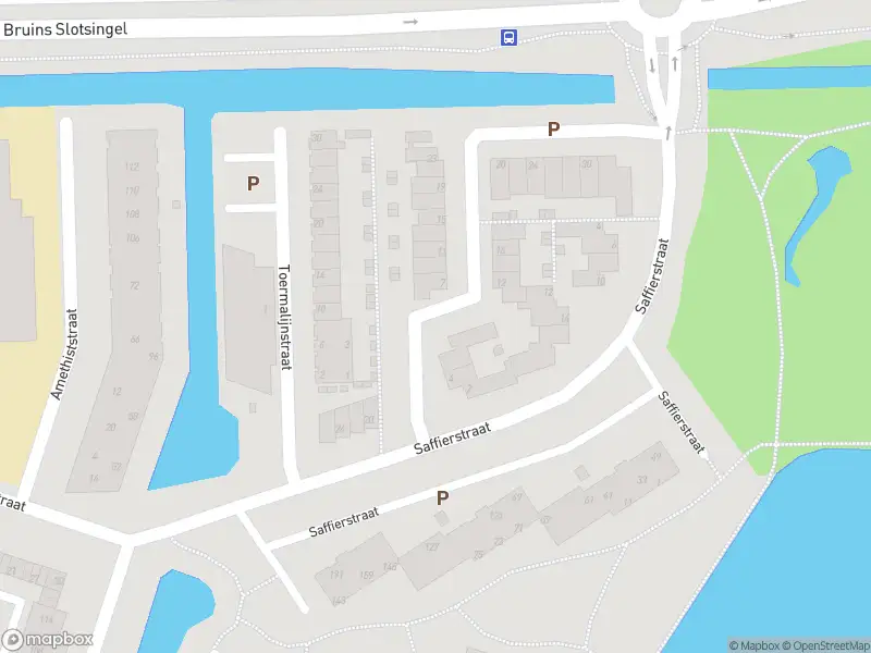 Ambulance met gepaste spoed naar de Opaalstraat in Alphen aan den Rijn